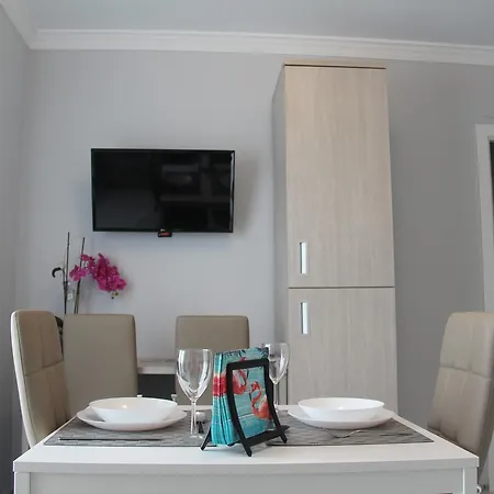 Apartment Vg *